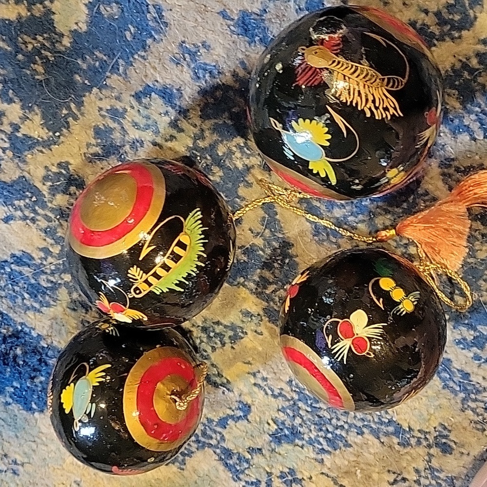 Antique  Christmas  Ornament set/4 black lacquer,Gorgeous,fishing